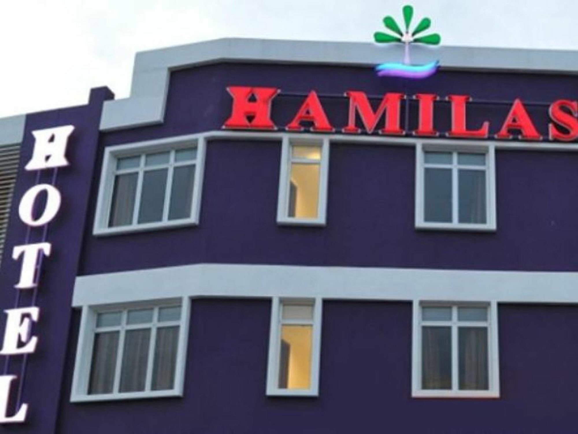 Hotel Hamilas Shah Alam Exterior photo